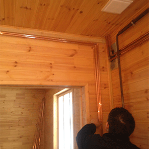 Медные трубы и монтаж частного автономного отопления в деревянном доме, установка медных труб для системы отопления загородного дома