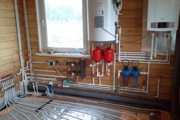 Электрическое или газовое отопление дома