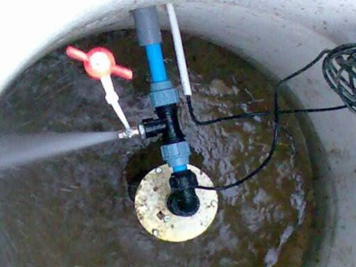 Водоснабжение дачи с консервацией на зиму / монтаж водопровода со сливом воды